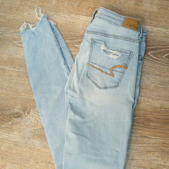 American Eagle Super Stretch Ripped Jeans Size 4 x-long - Picture 1 of 4